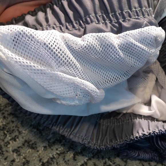 Cherokee Blue & Gray Swirl Print Swim Trunks Size XS - Picture 5 of 6